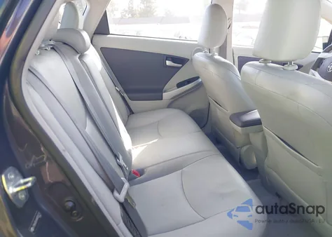 2010 Toyota Prius Iv z USA, uszkodzony, nr VIN JTDKN3DUXA0050110